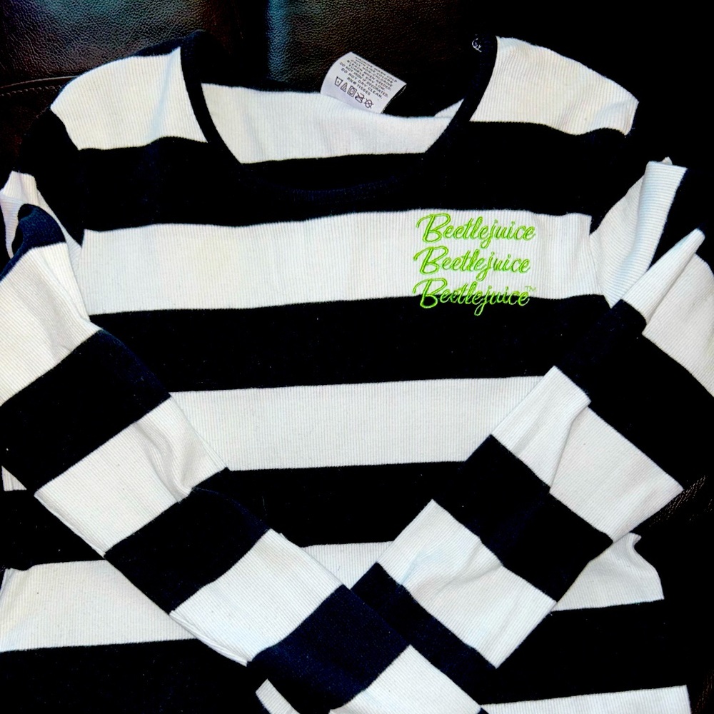 Beetlejuice top ❤️